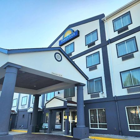 Days Inn By Wyndham Baton Rouge I-10 Prairieville Eksteriør bilde