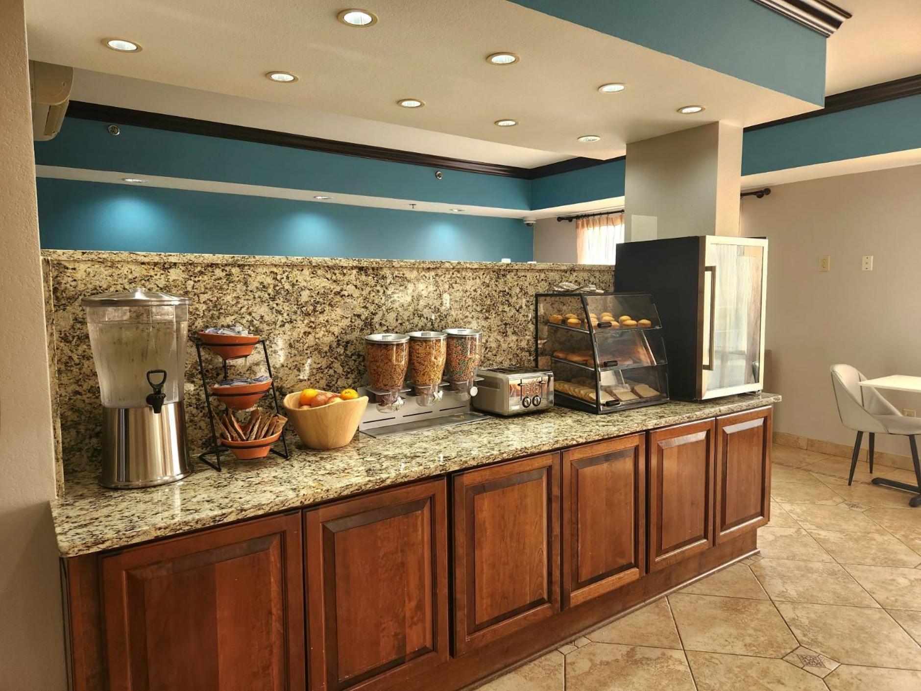 Days Inn By Wyndham Baton Rouge I-10 Prairieville Eksteriør bilde